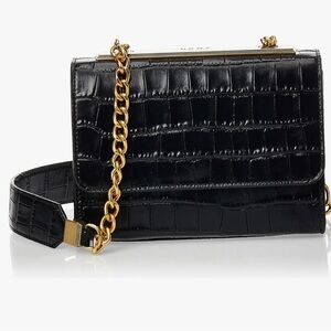Elegant Black Croc-Embossed Chain Shoulder Bag